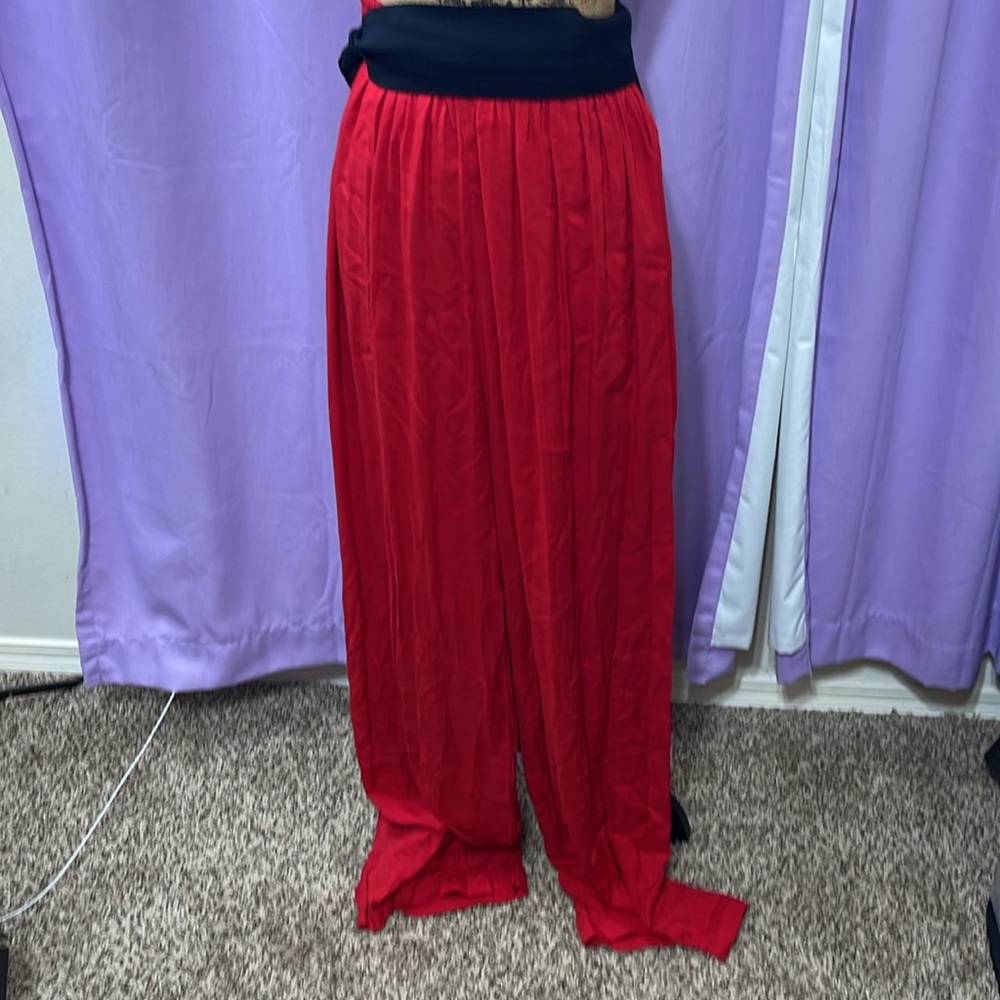 Red Flow Set - Picture 2 of 5